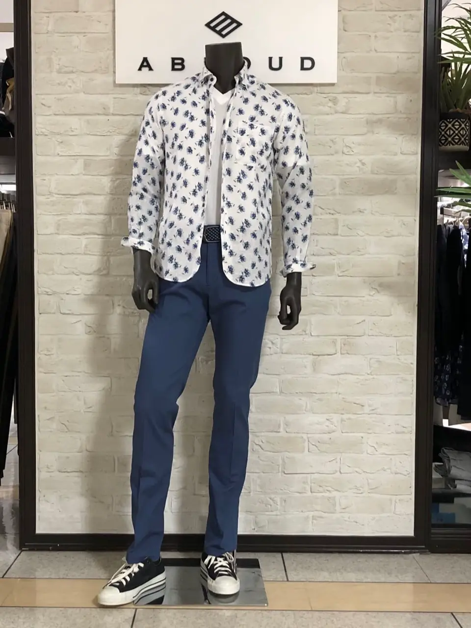 JOSEPH ABBOUD 山口 コーディネート画像