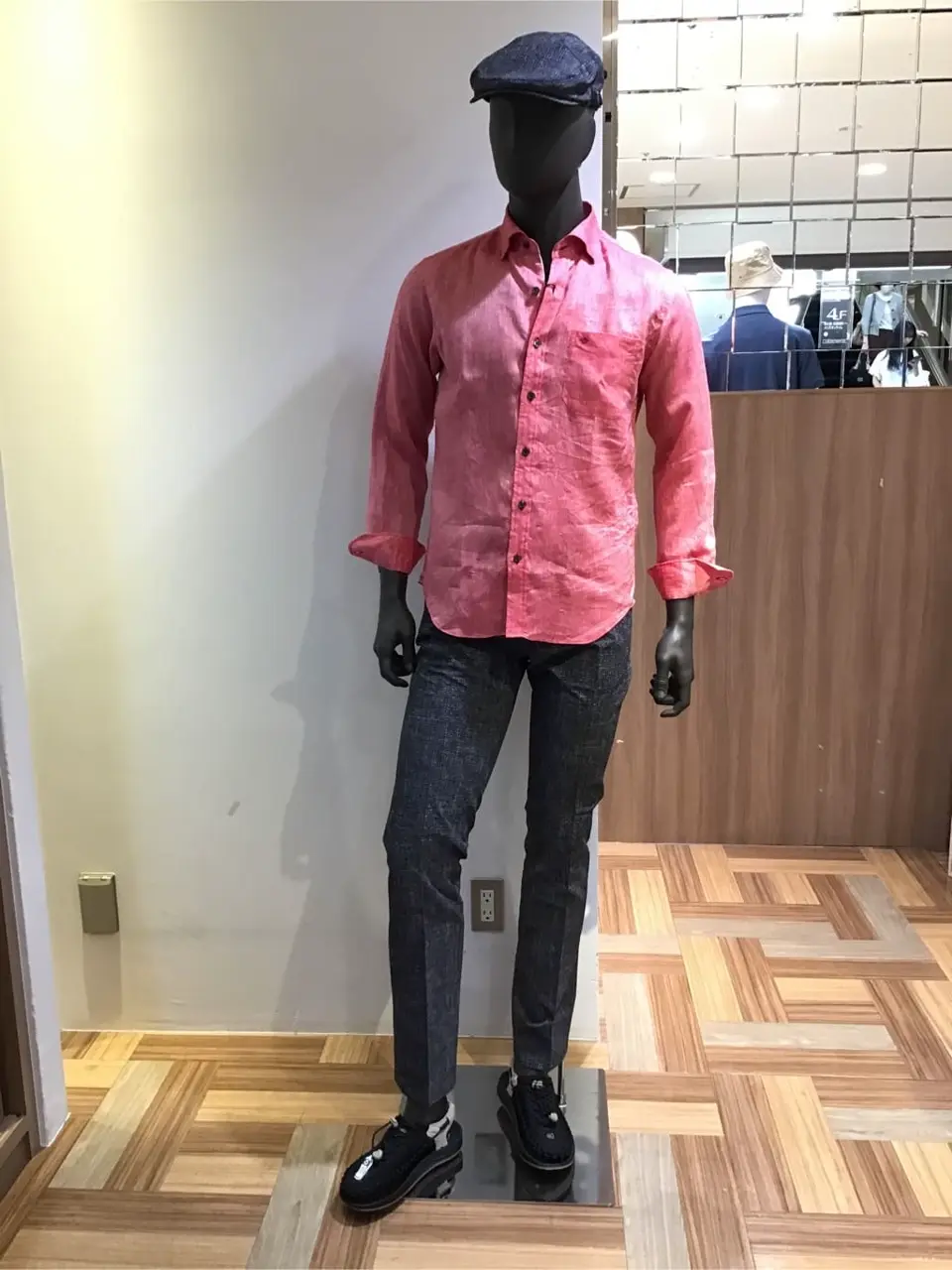 JOSEPH ABBOUD 三澄 コーディネート画像