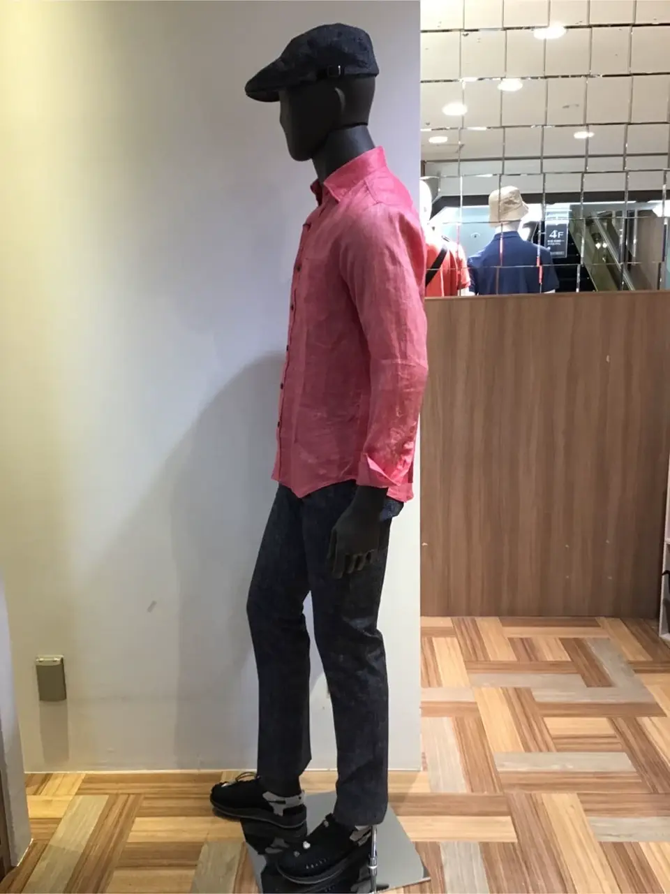 JOSEPH ABBOUD 三澄 コーディネート画像