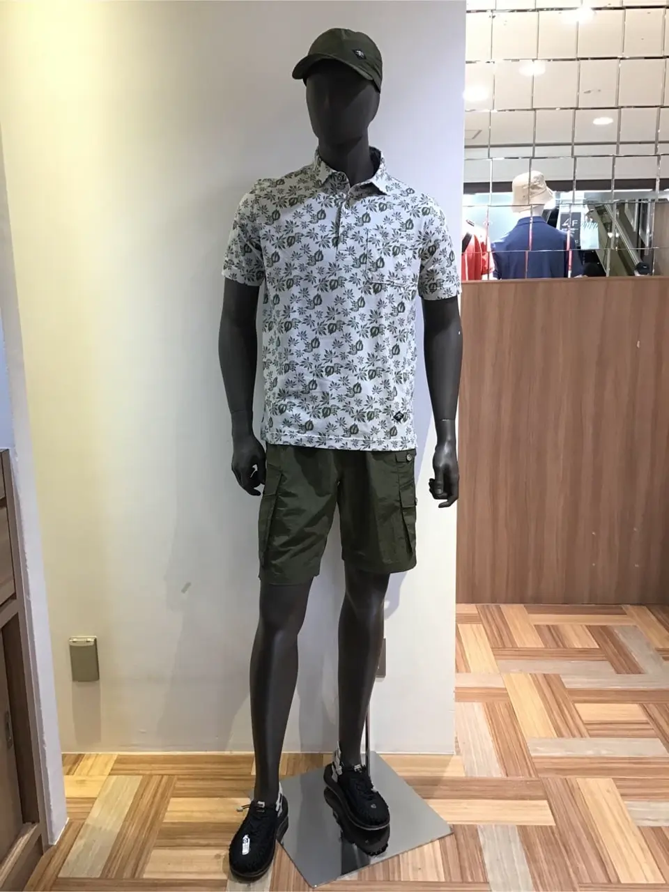 JOSEPH ABBOUD 小城 コーディネート画像