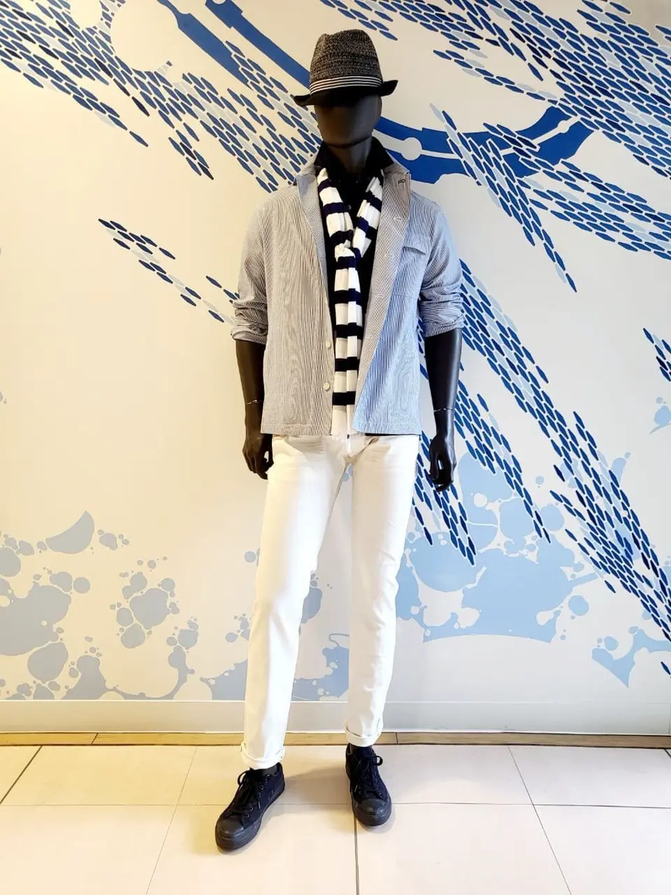 JOSEPH ABBOUD 亀井 コーディネート画像