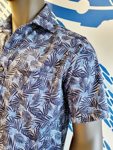 JOSEPH ABBOUD 亀井 コーディネート画像