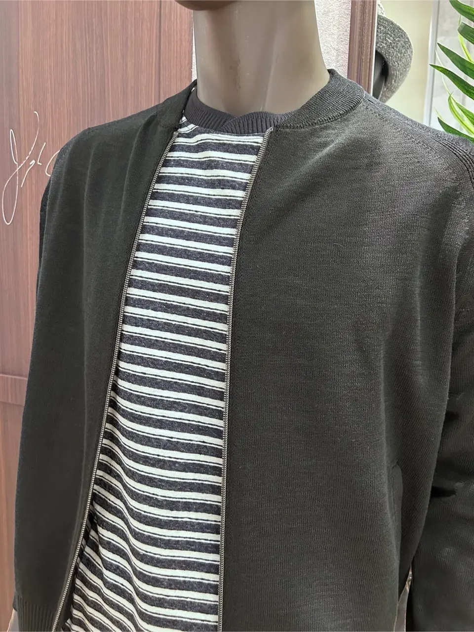 JOSEPH ABBOUD 二澤 コーディネート画像