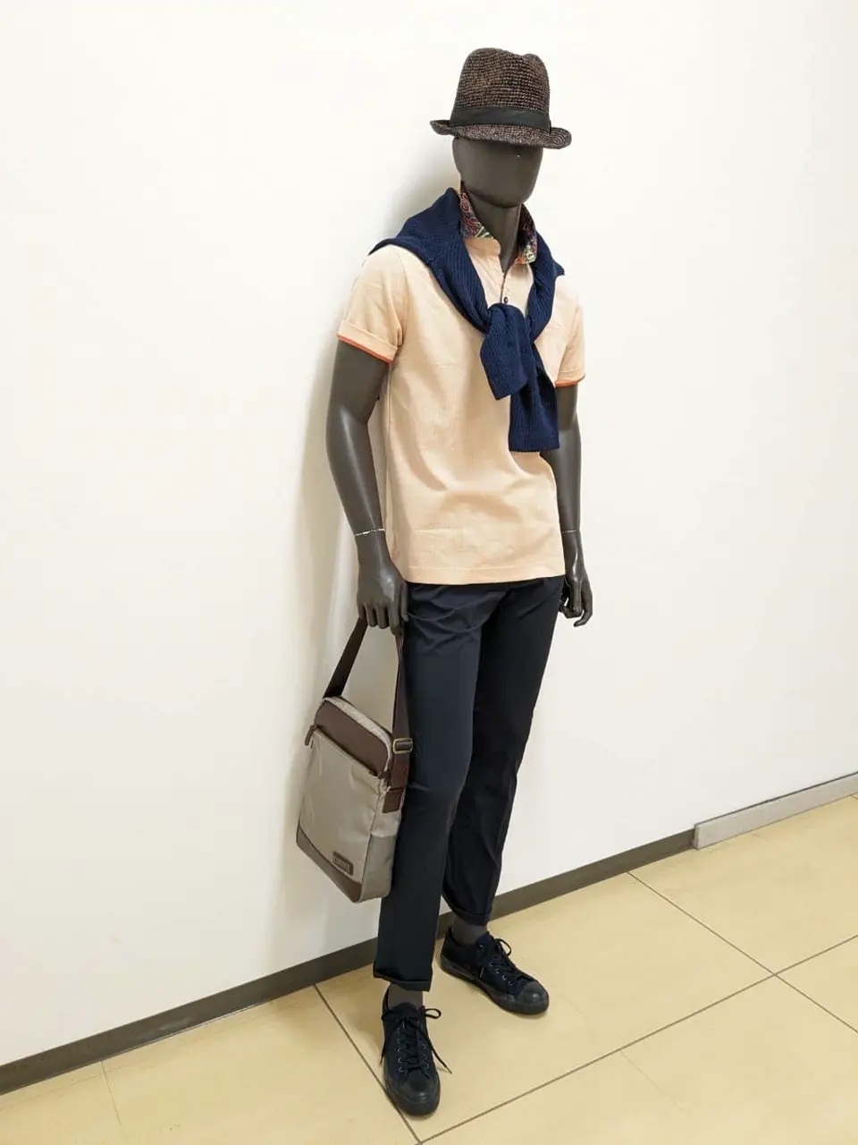 JOSEPH ABBOUD 大久 コーディネート画像