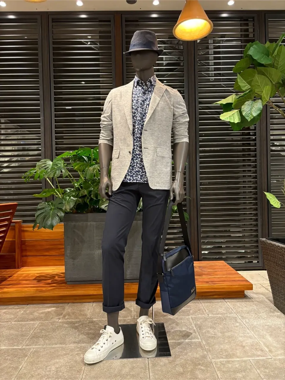 JOSEPH ABBOUD 藤本 コーディネート画像