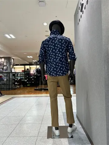 JOSEPH ABBOUD 上田 コーディネート画像