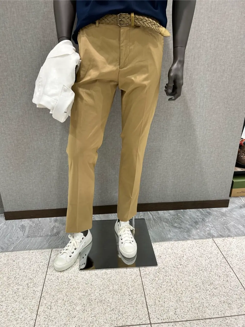 JOSEPH ABBOUD 上田 コーディネート画像