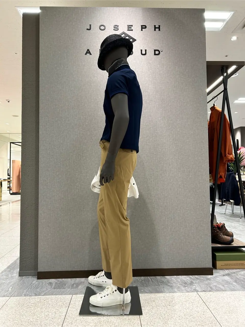 JOSEPH ABBOUD 上田 コーディネート画像