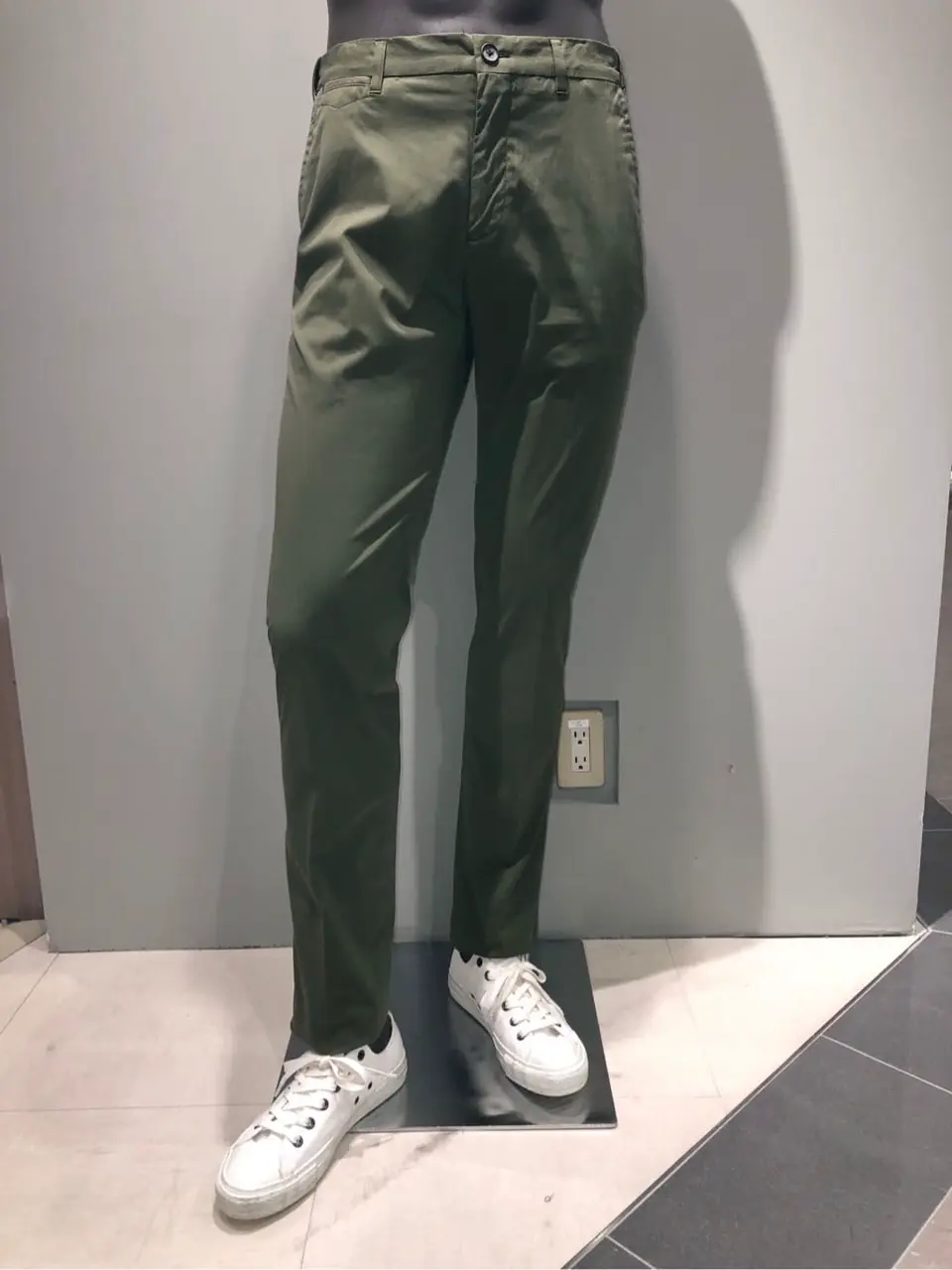 JOSEPH ABBOUD 川田 コーディネート画像