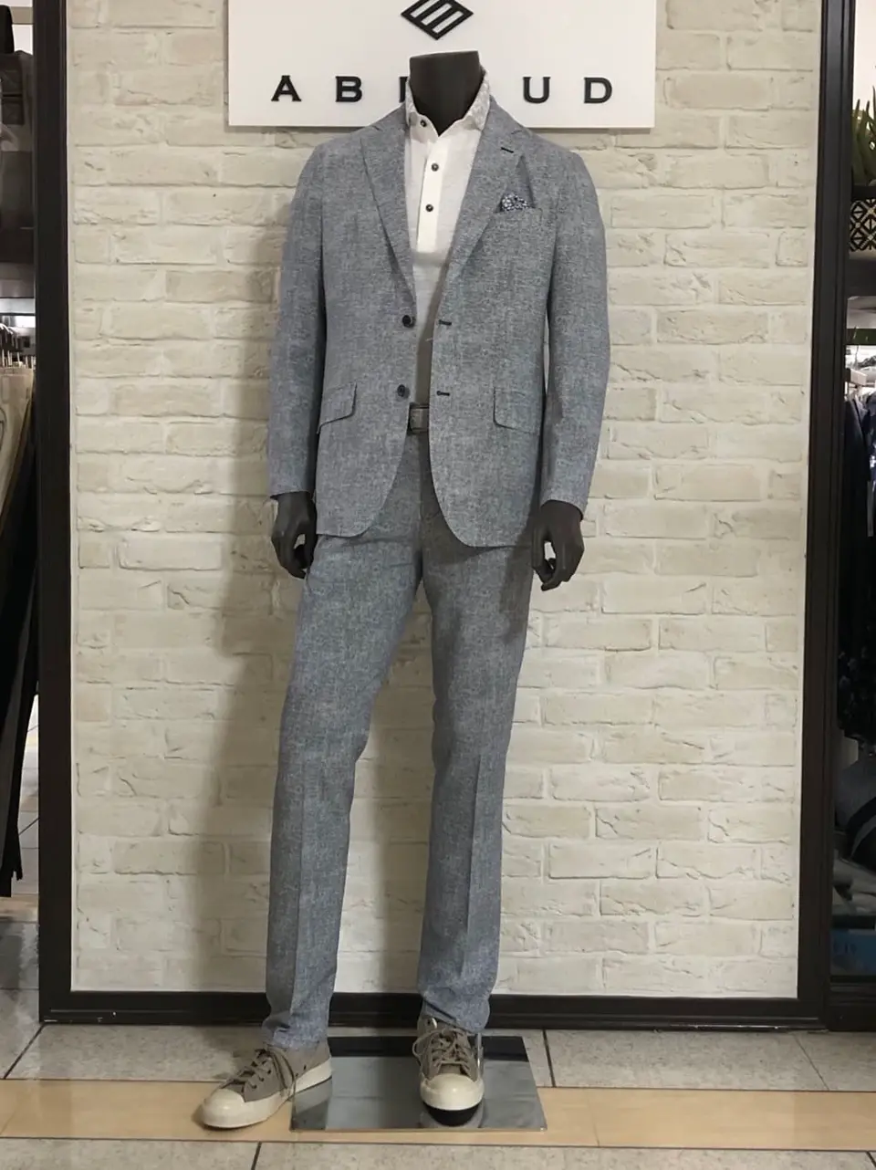 JOSEPH ABBOUD 山口 コーディネート画像