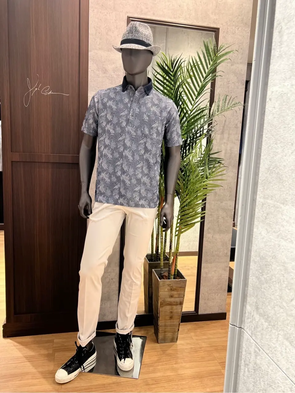 JOSEPH ABBOUD 上條 コーディネート画像