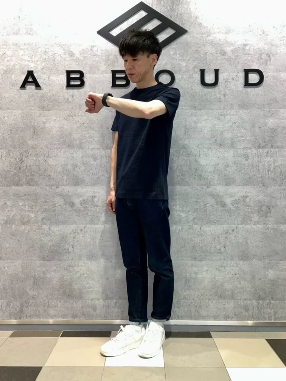 JOSEPH ABBOUD 足立 コーディネート画像