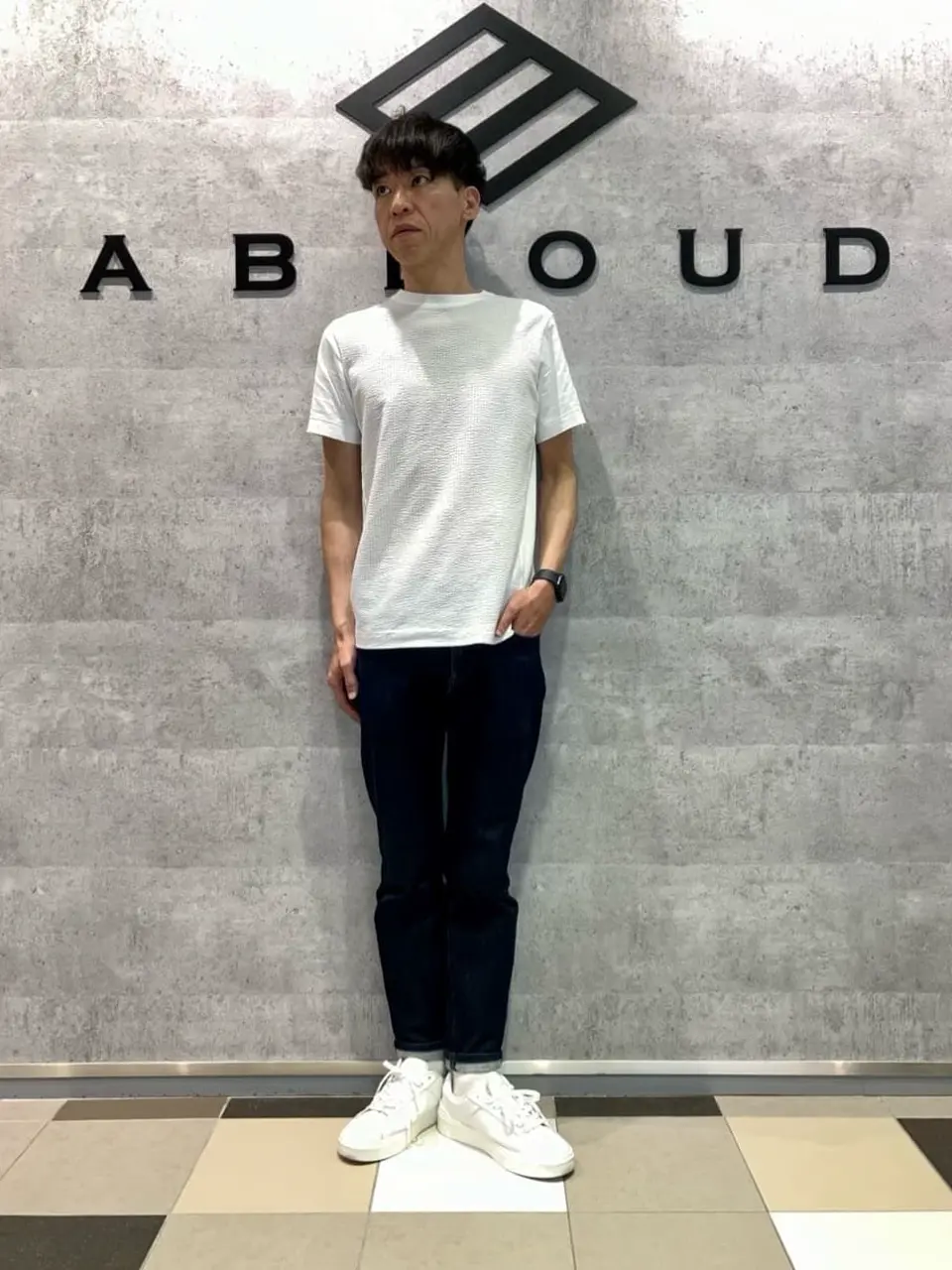 JOSEPH ABBOUD 足立 コーディネート画像