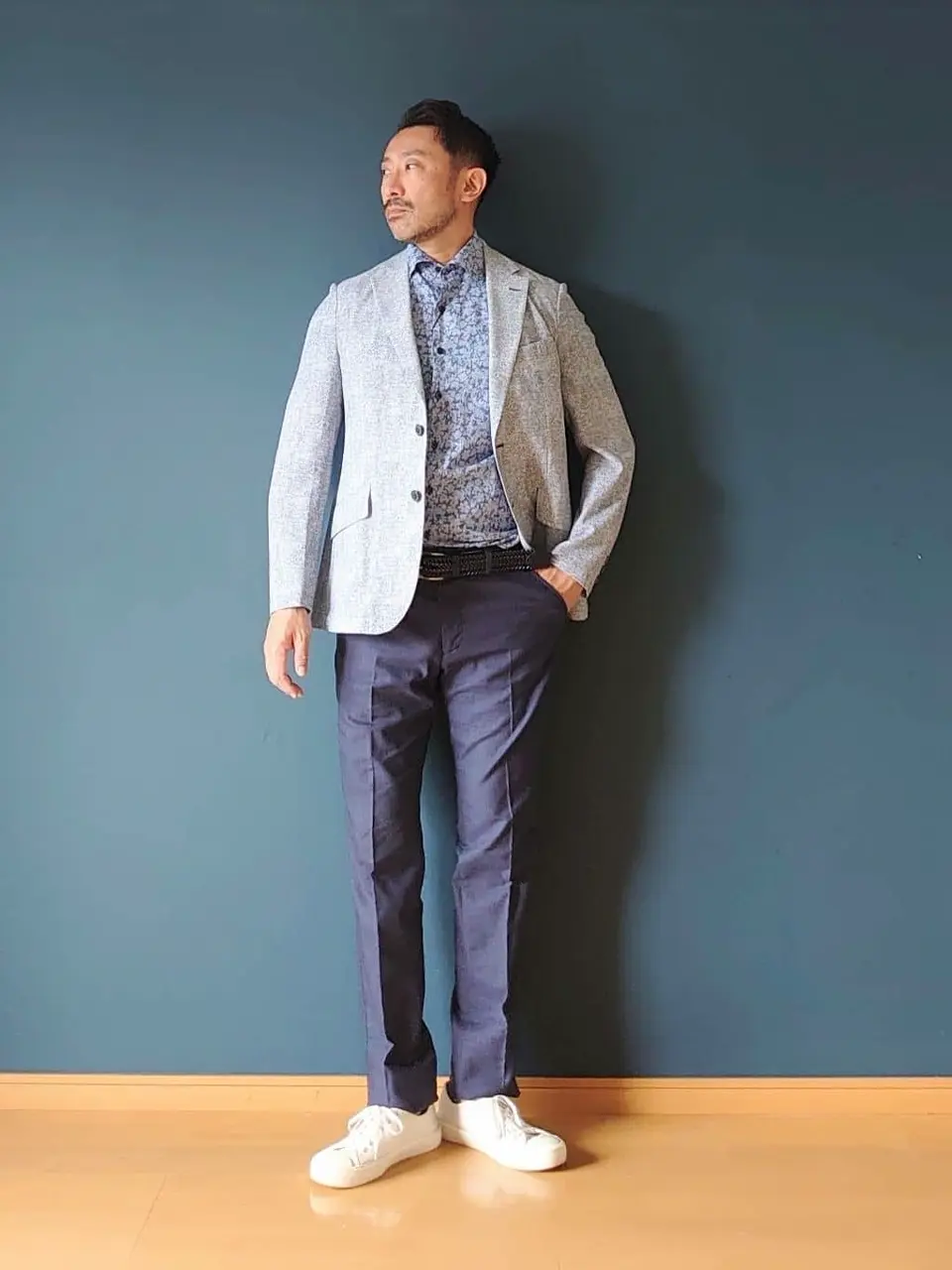 JOSEPH ABBOUD 安東 コーディネート画像