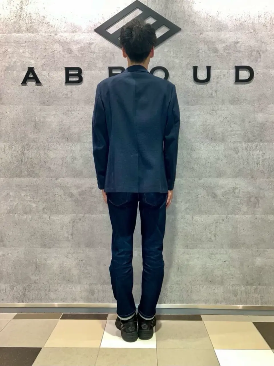 JOSEPH ABBOUD 足立 コーディネート画像