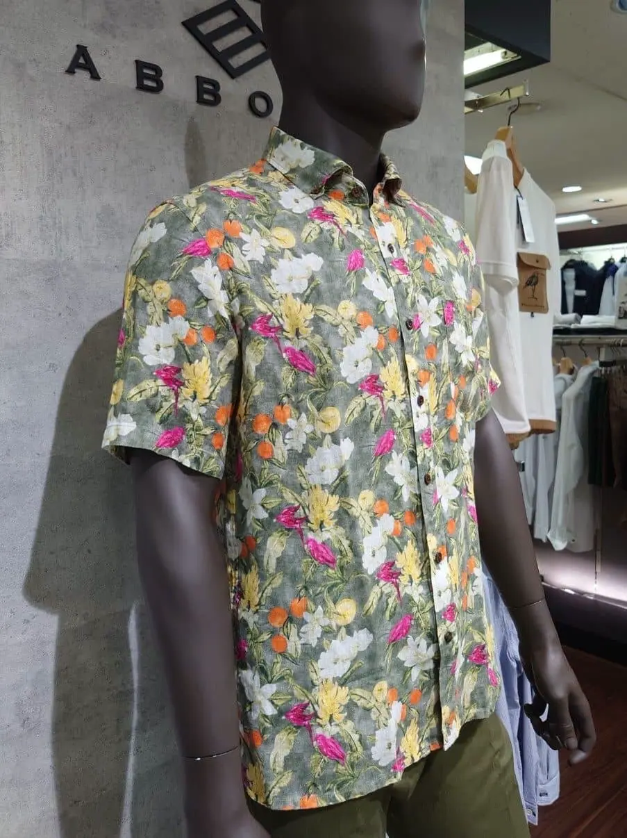 JOSEPH ABBOUD 石川 コーディネート画像