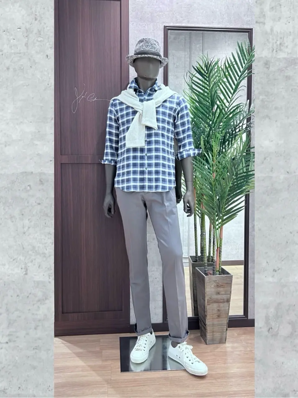 JOSEPH ABBOUD 二澤 コーディネート画像