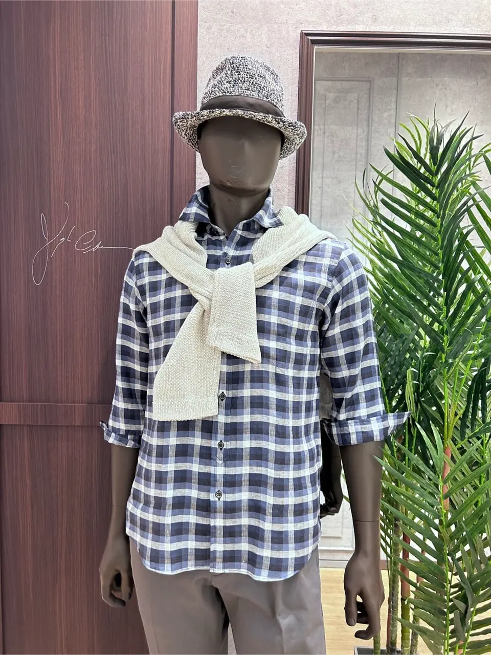 JOSEPH ABBOUD 二澤 コーディネート画像