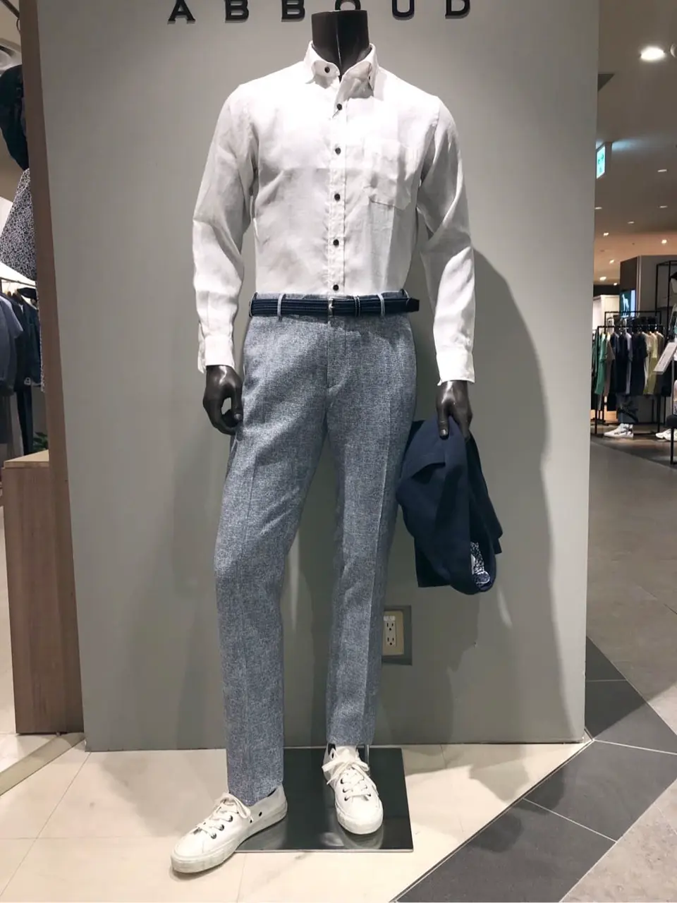 JOSEPH ABBOUD 川田 コーディネート画像