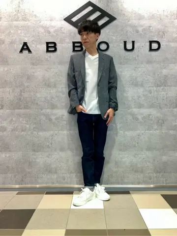 JOSEPH ABBOUD 足立 コーディネート画像