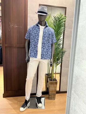 JOSEPH ABBOUD 上條 コーディネート画像