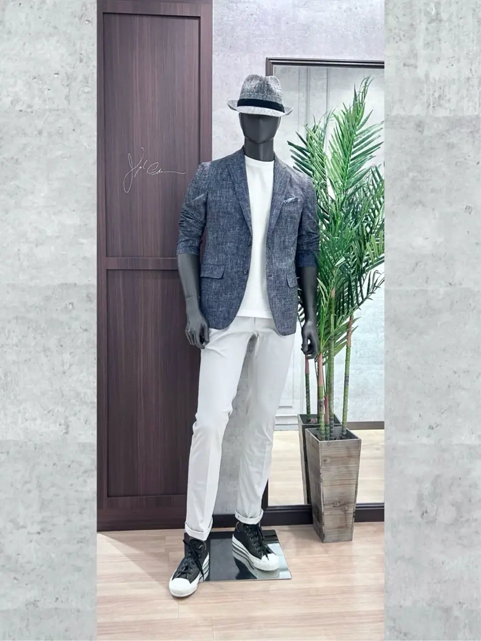 JOSEPH ABBOUD 二澤 コーディネート画像