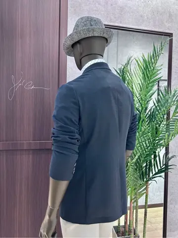 JOSEPH ABBOUD 二澤 コーディネート画像