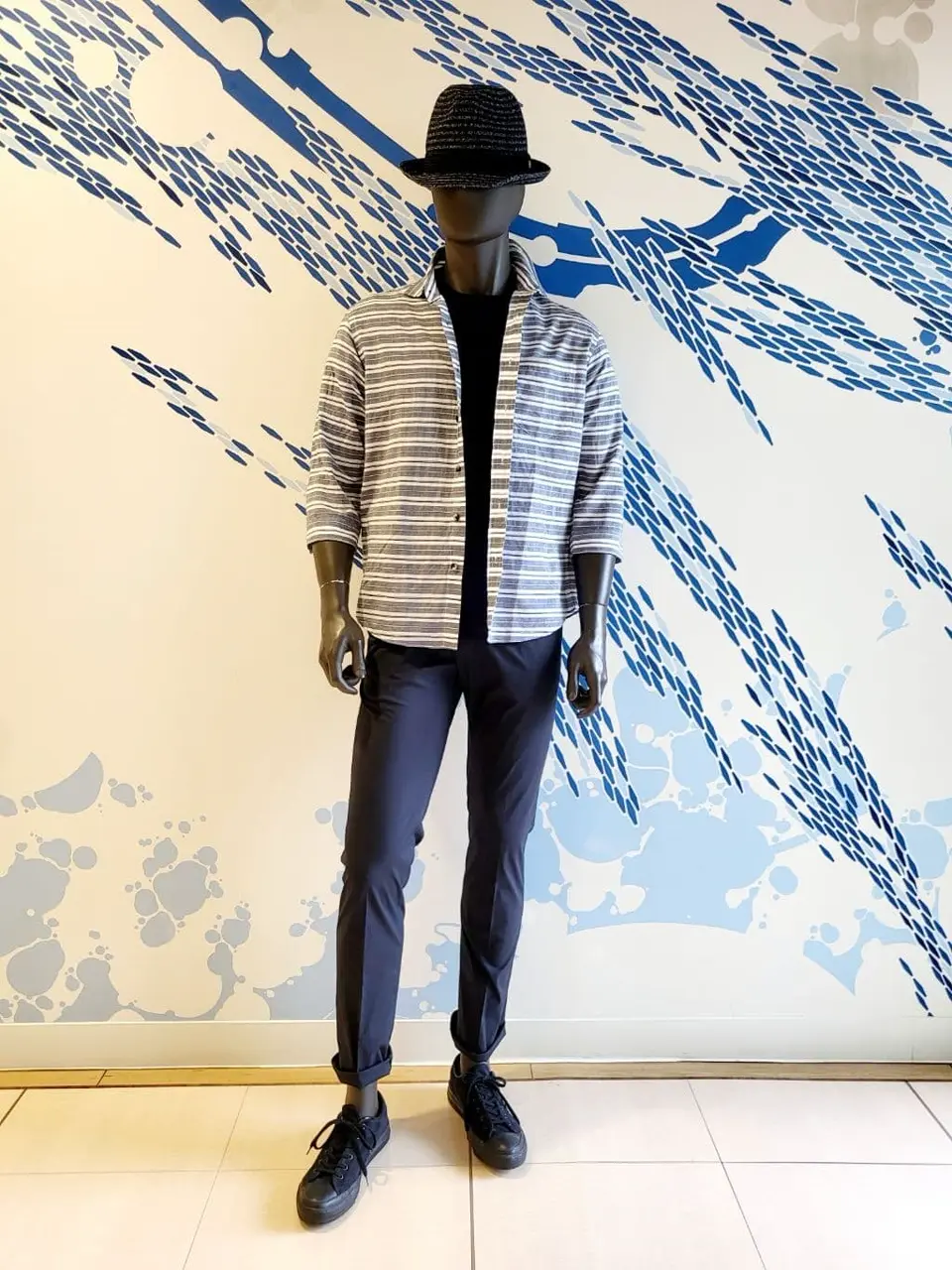 JOSEPH ABBOUD 亀井 コーディネート画像