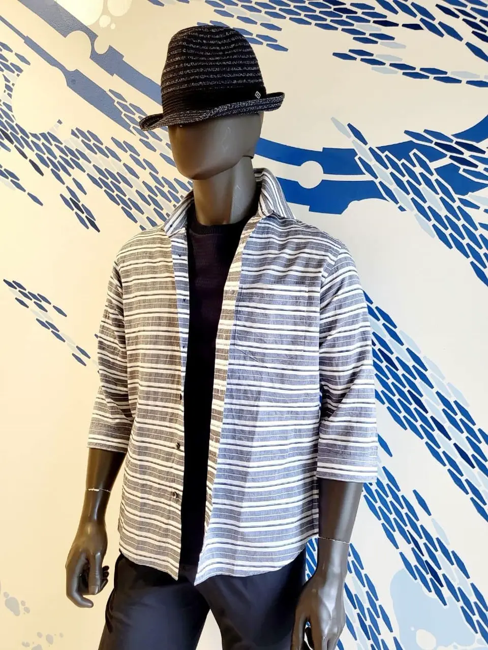 JOSEPH ABBOUD 亀井 コーディネート画像