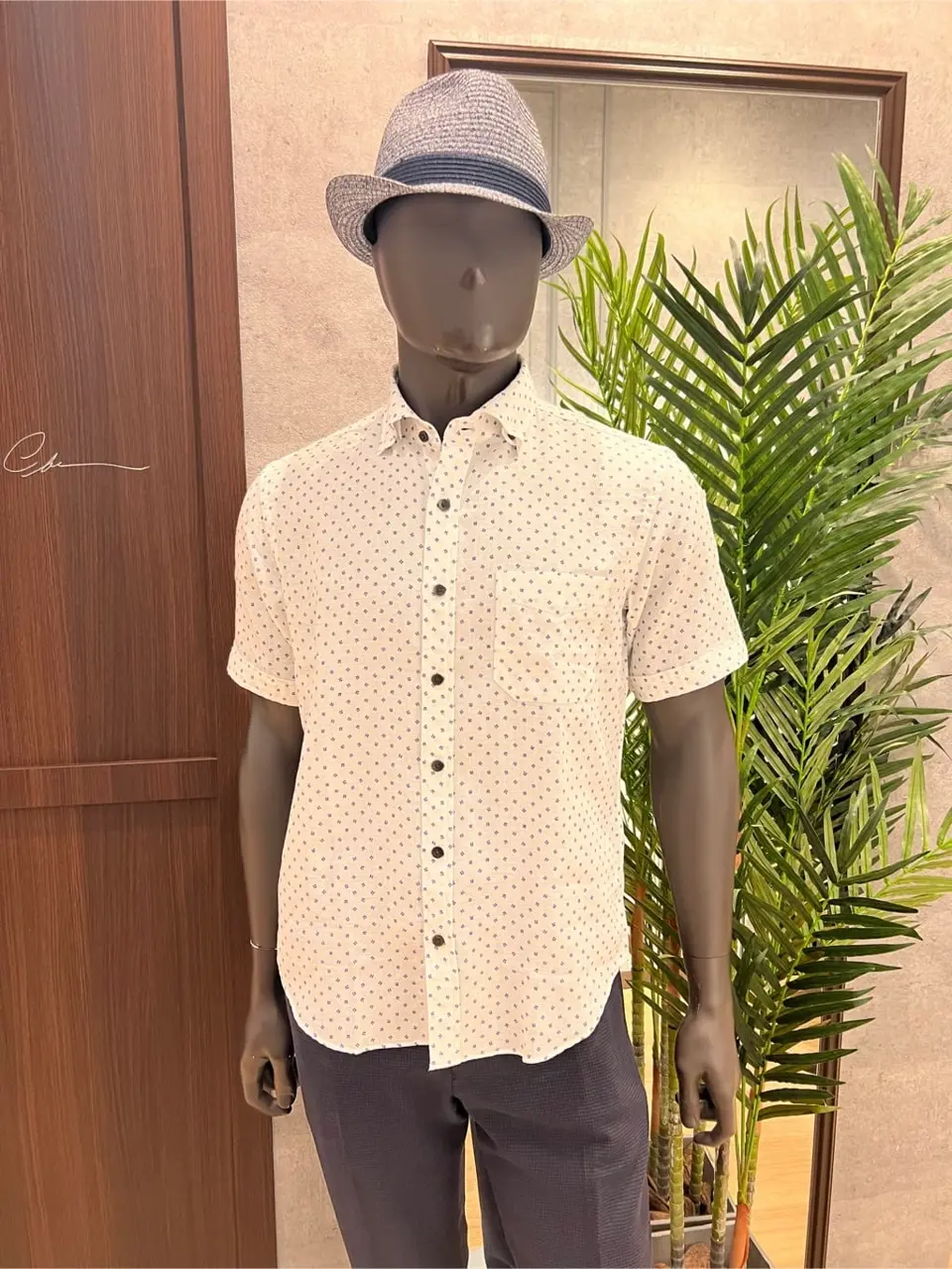 JOSEPH ABBOUD 上條 コーディネート画像