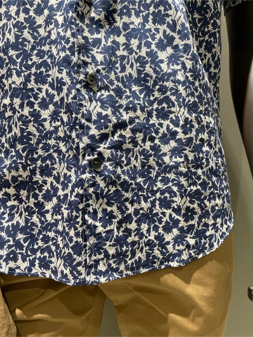 JOSEPH ABBOUD 伊津野 コーディネート画像