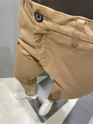 JOSEPH ABBOUD 伊津野 コーディネート画像