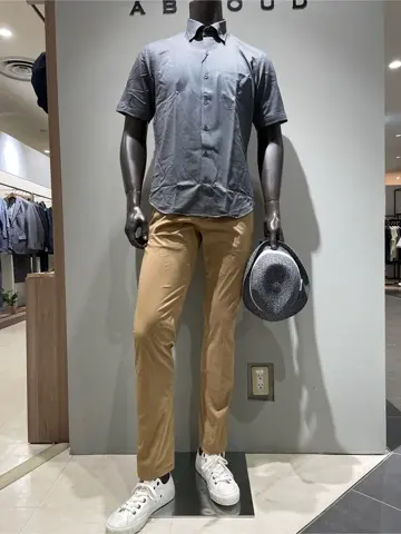 JOSEPH ABBOUD 伊津野 コーディネート画像