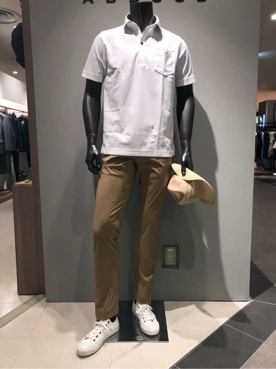 JOSEPH ABBOUD 川田 コーディネート画像