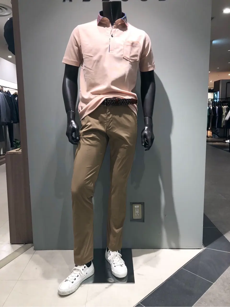 JOSEPH ABBOUD 川田 コーディネート画像