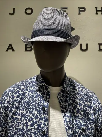 JOSEPH ABBOUD 伊津野 コーディネート画像