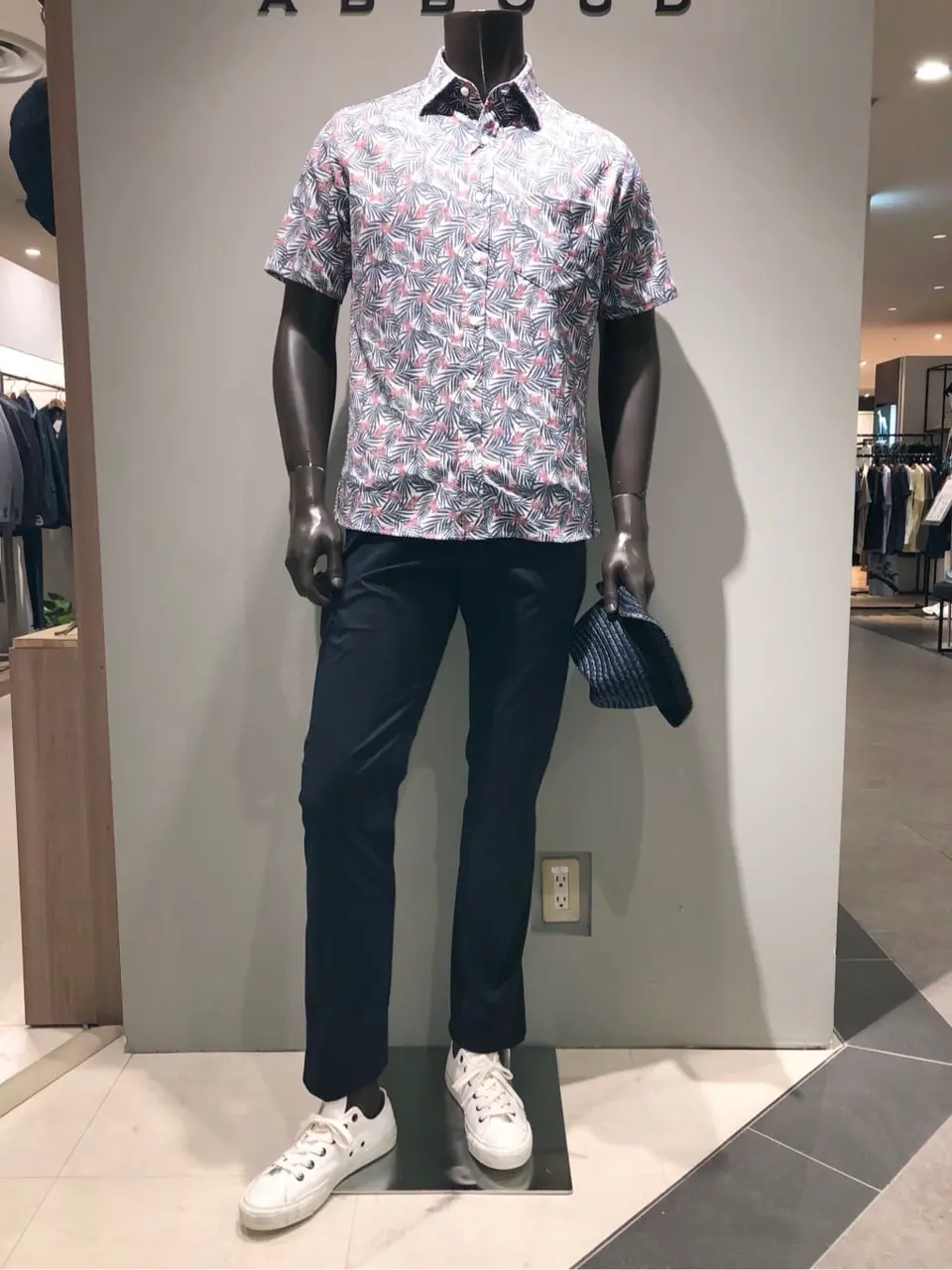 JOSEPH ABBOUD 川田 コーディネート画像