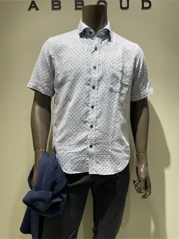 JOSEPH ABBOUD 伊津野 コーディネート画像