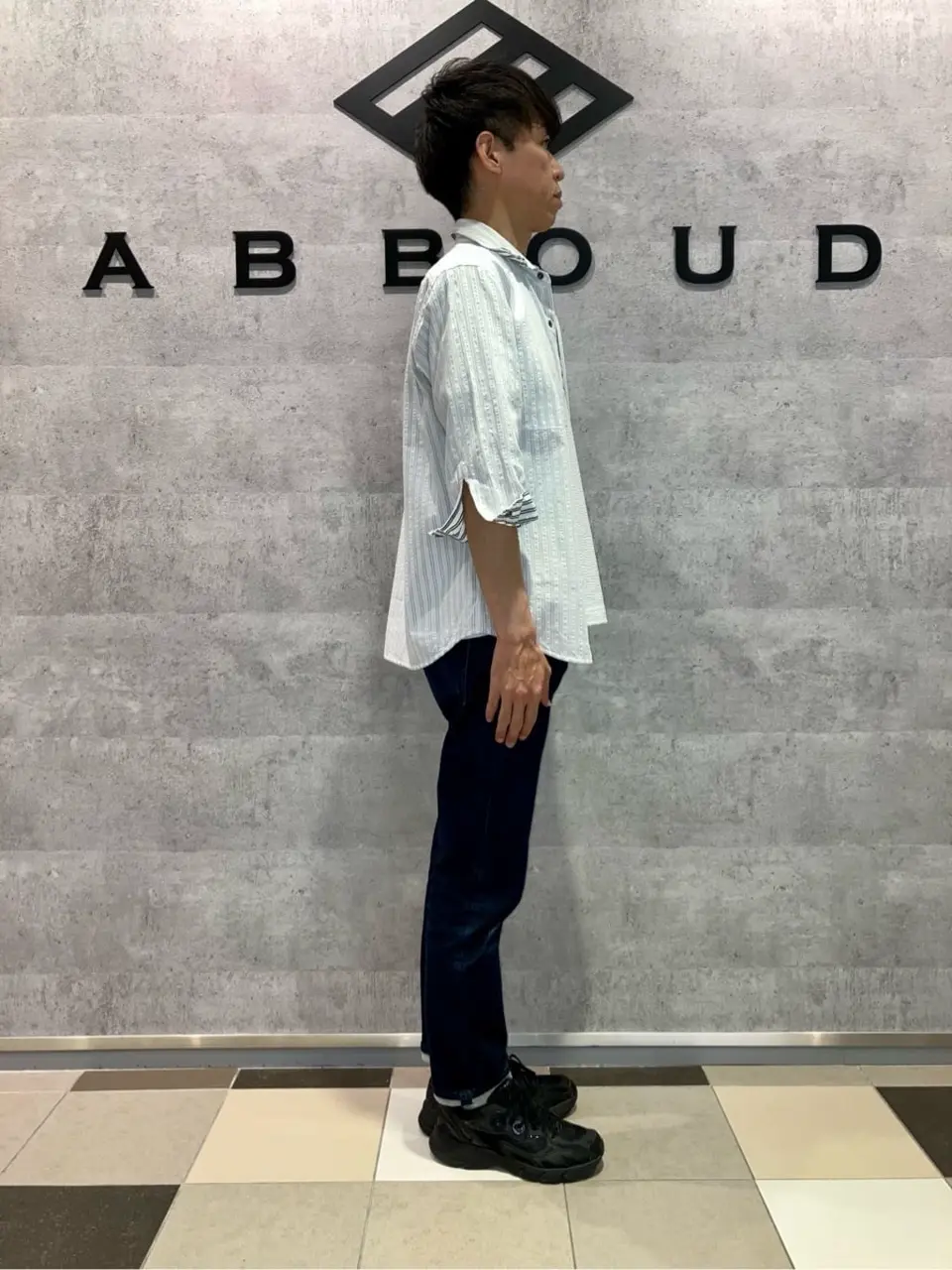 JOSEPH ABBOUD 足立 コーディネート画像