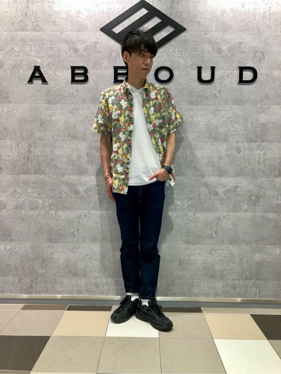 JOSEPH ABBOUD 足立 コーディネート画像