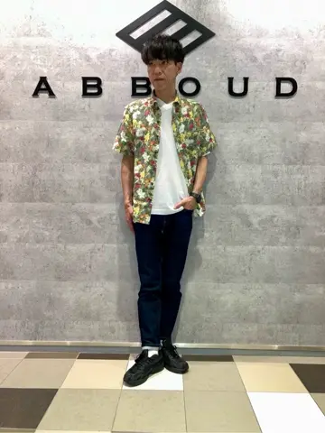 JOSEPH ABBOUD 足立 コーディネート画像