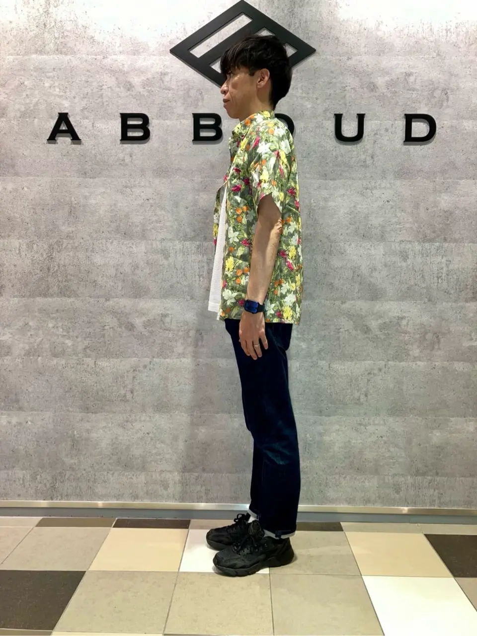 JOSEPH ABBOUD 足立 コーディネート画像