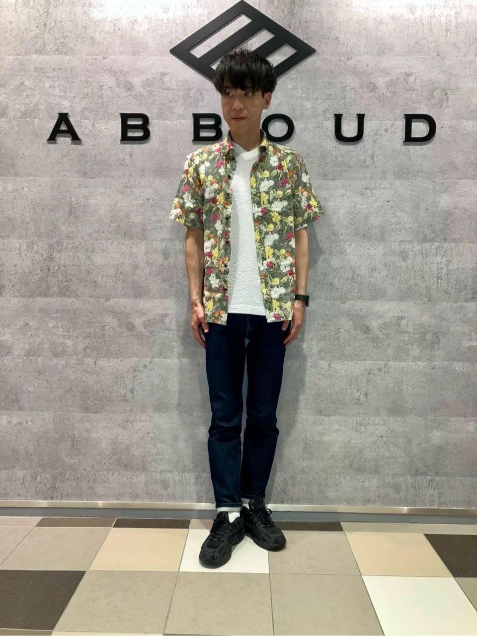 JOSEPH ABBOUD 足立 コーディネート画像