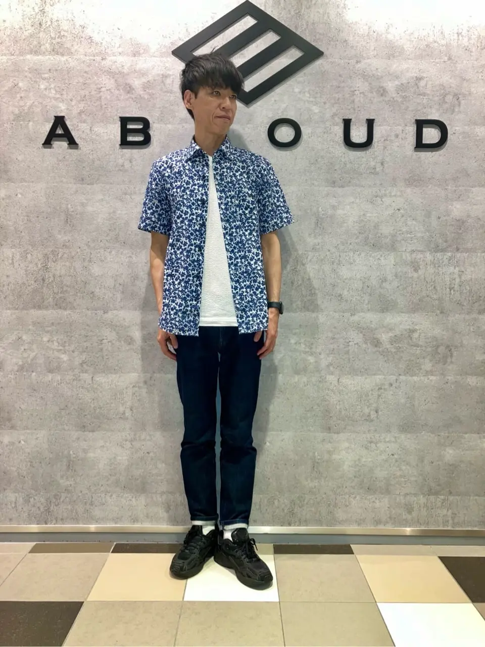 JOSEPH ABBOUD 足立 コーディネート画像