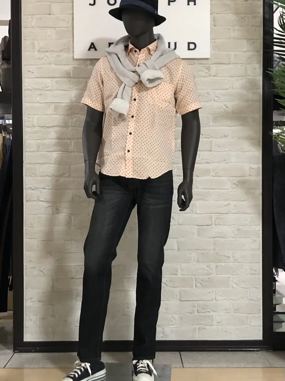 JOSEPH ABBOUD 山口 コーディネート画像