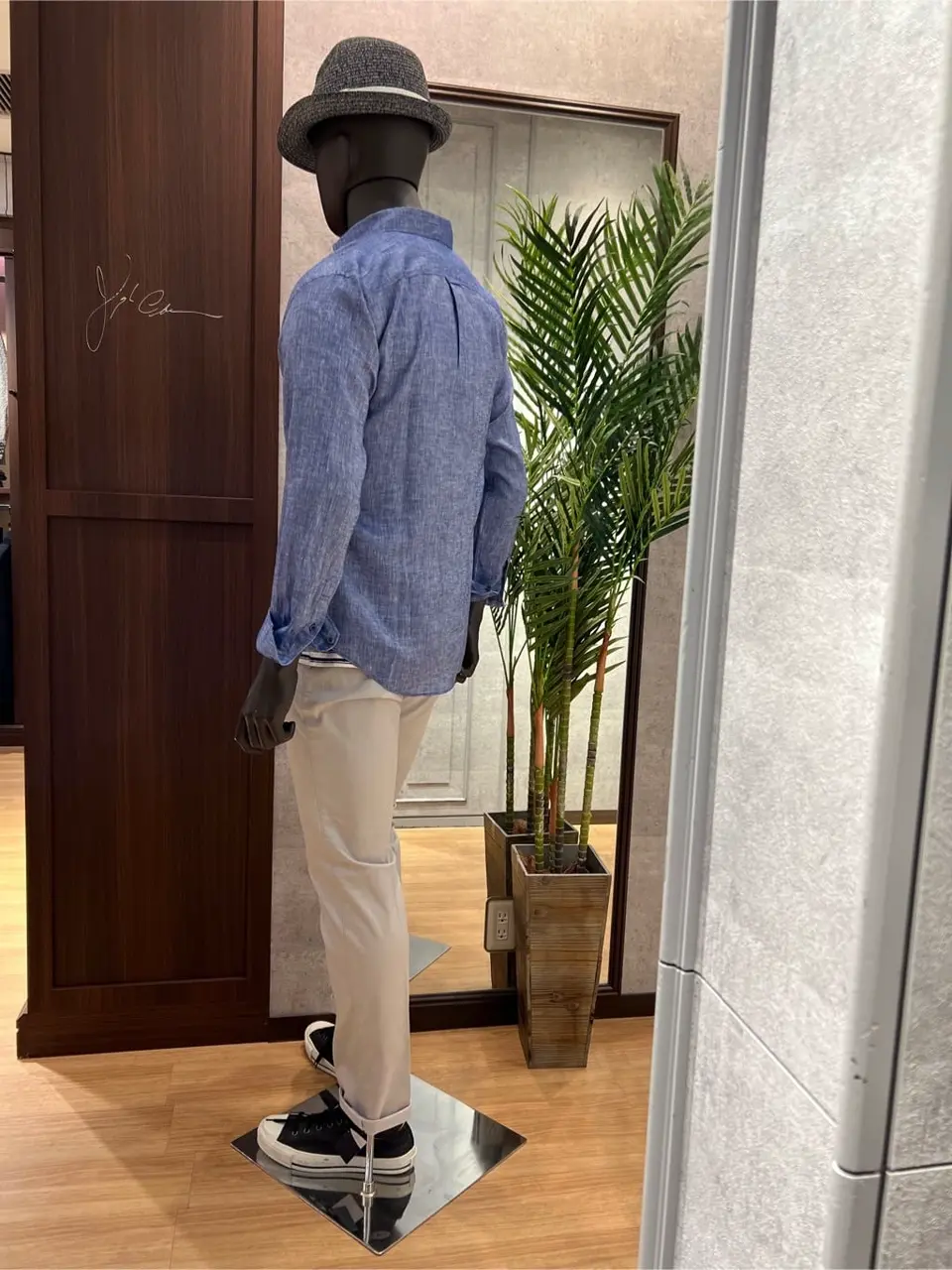 JOSEPH ABBOUD 上條 コーディネート画像