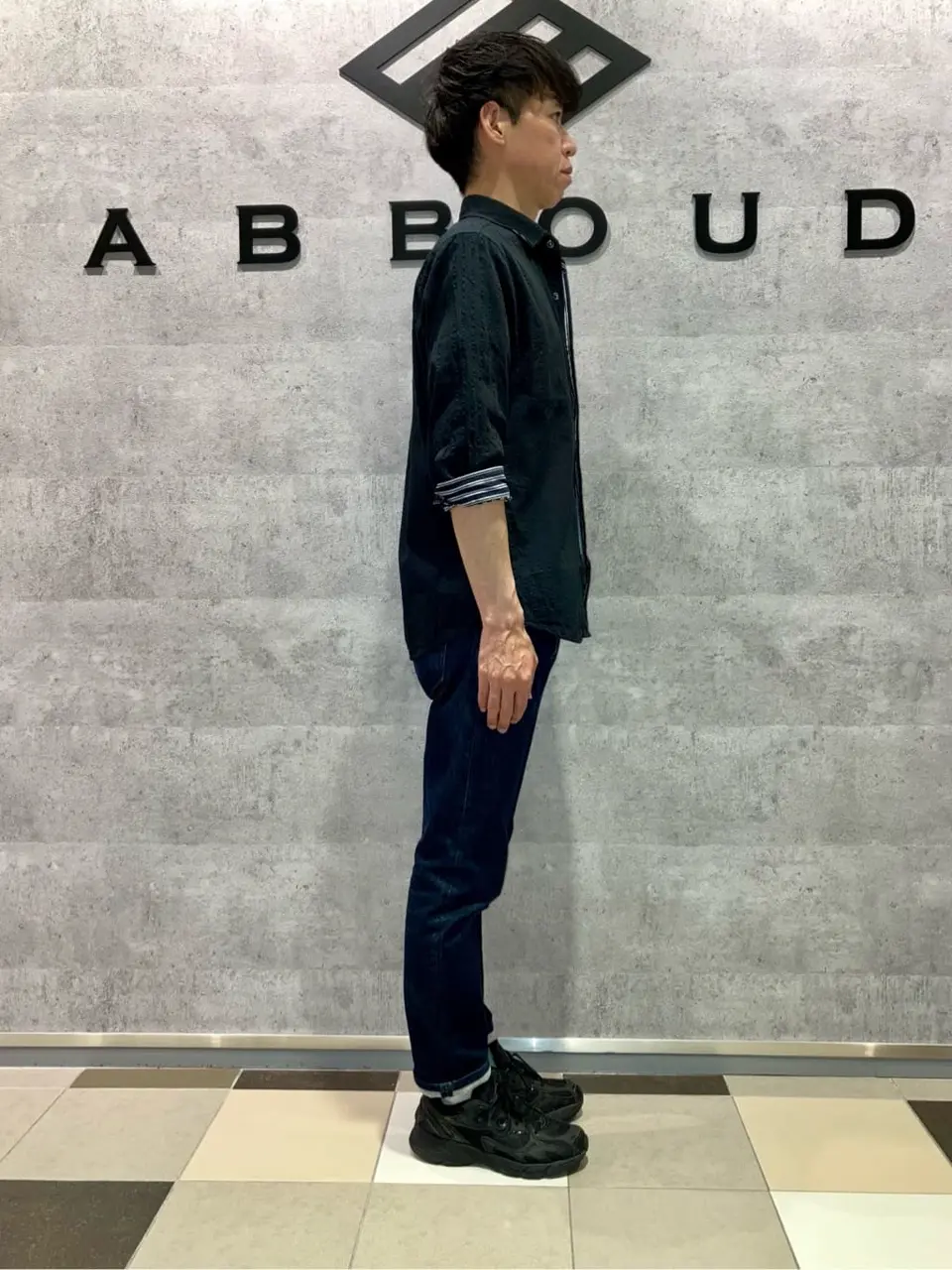 JOSEPH ABBOUD 足立 コーディネート画像