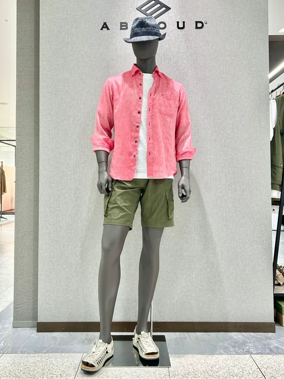 JOSEPH ABBOUD 上田 コーディネート画像