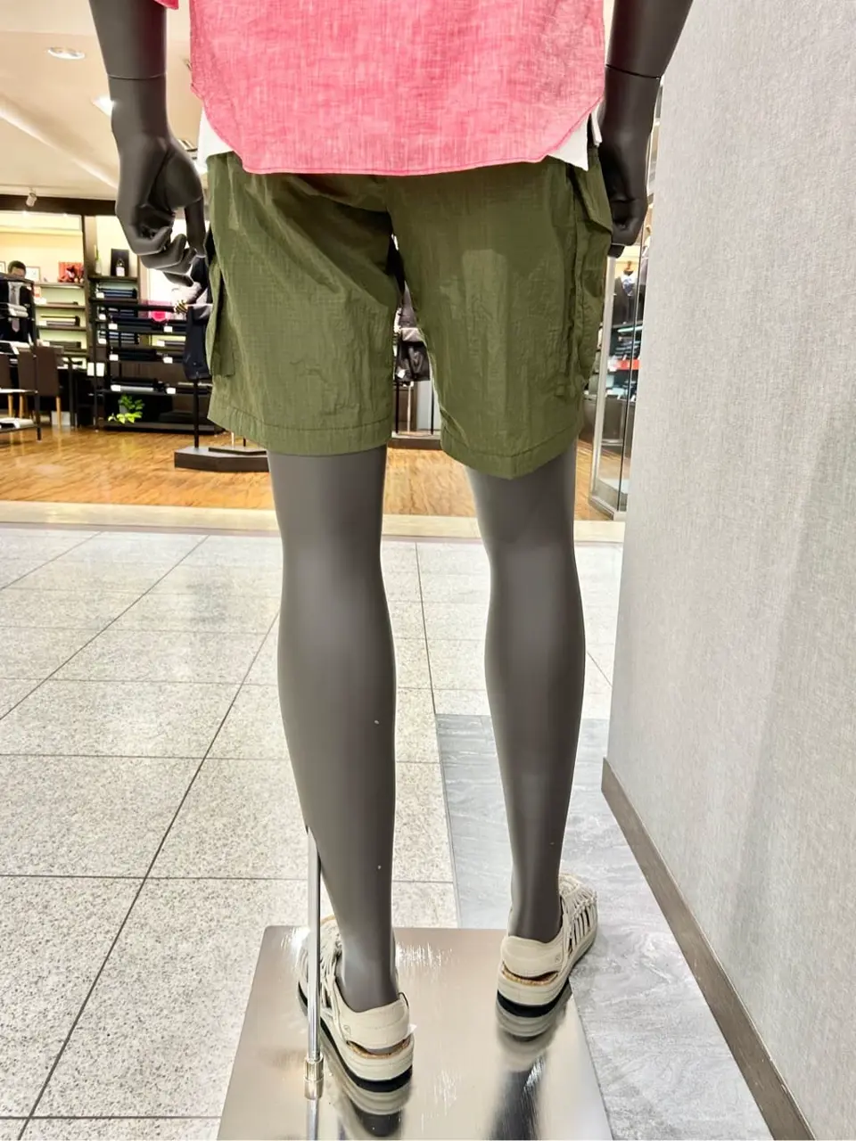 JOSEPH ABBOUD 上田 コーディネート画像