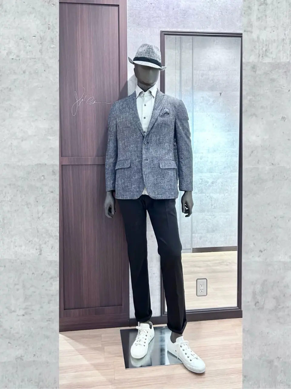 JOSEPH ABBOUD 二澤 コーディネート画像